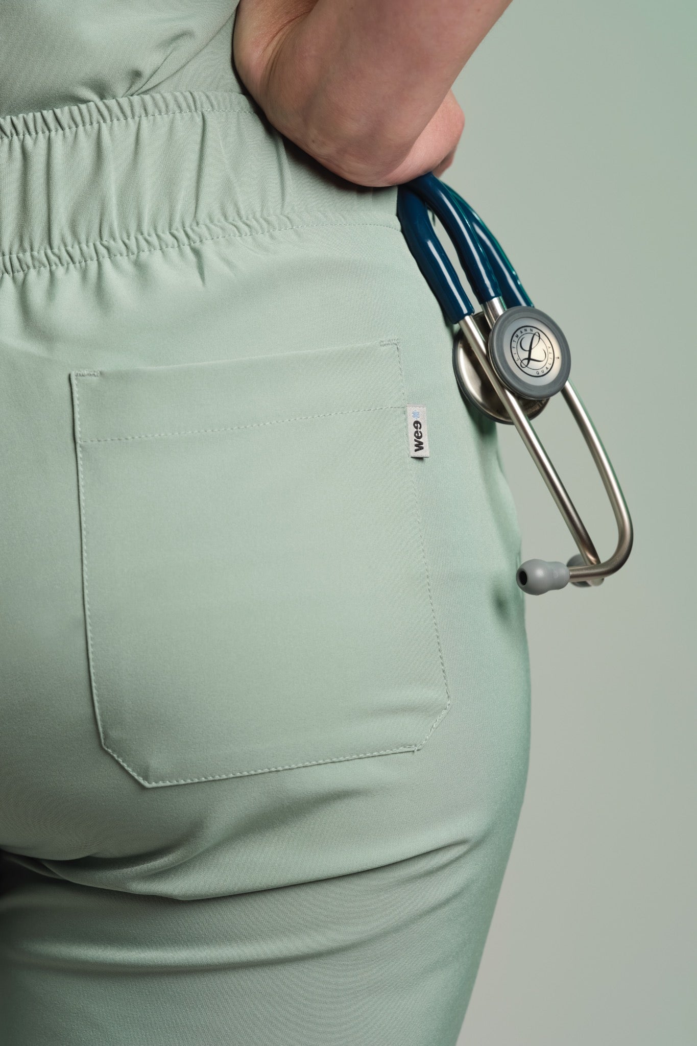 Medizinkleidung Active Hose "Tessa" – Grün für Pflege und Klinik Damen