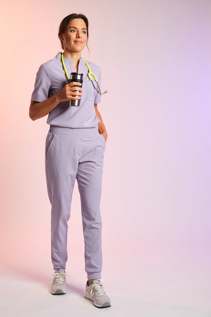 Medizinkleidung Active Kasack "Jackie" – Violett für Pflege und Klinik Frauen