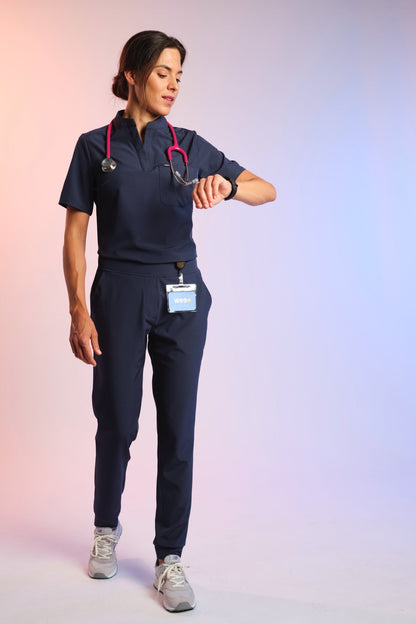 Medizinkleidung Active Kasack "Jackie" – Blau für Pflege und Klinik