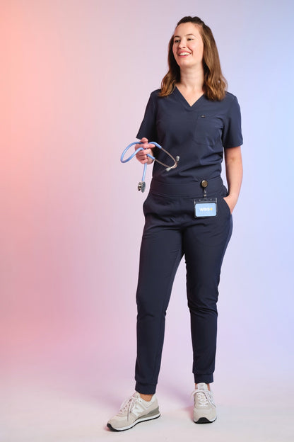 Medizinkleidung Active Scrub Kasack "Serena" – Blau für Pflege und Klinik Damen