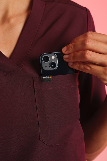 Medizinkleidung Active Kasack "Serena" – Bordeaux für Pflege und Klinik Damen