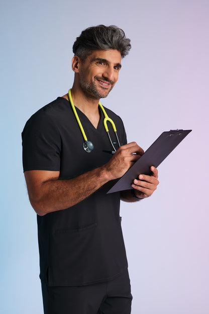 Medizinkleidung Active Scrub Kasack "Pete" – Schwarz für Pflege und Klinik Herren