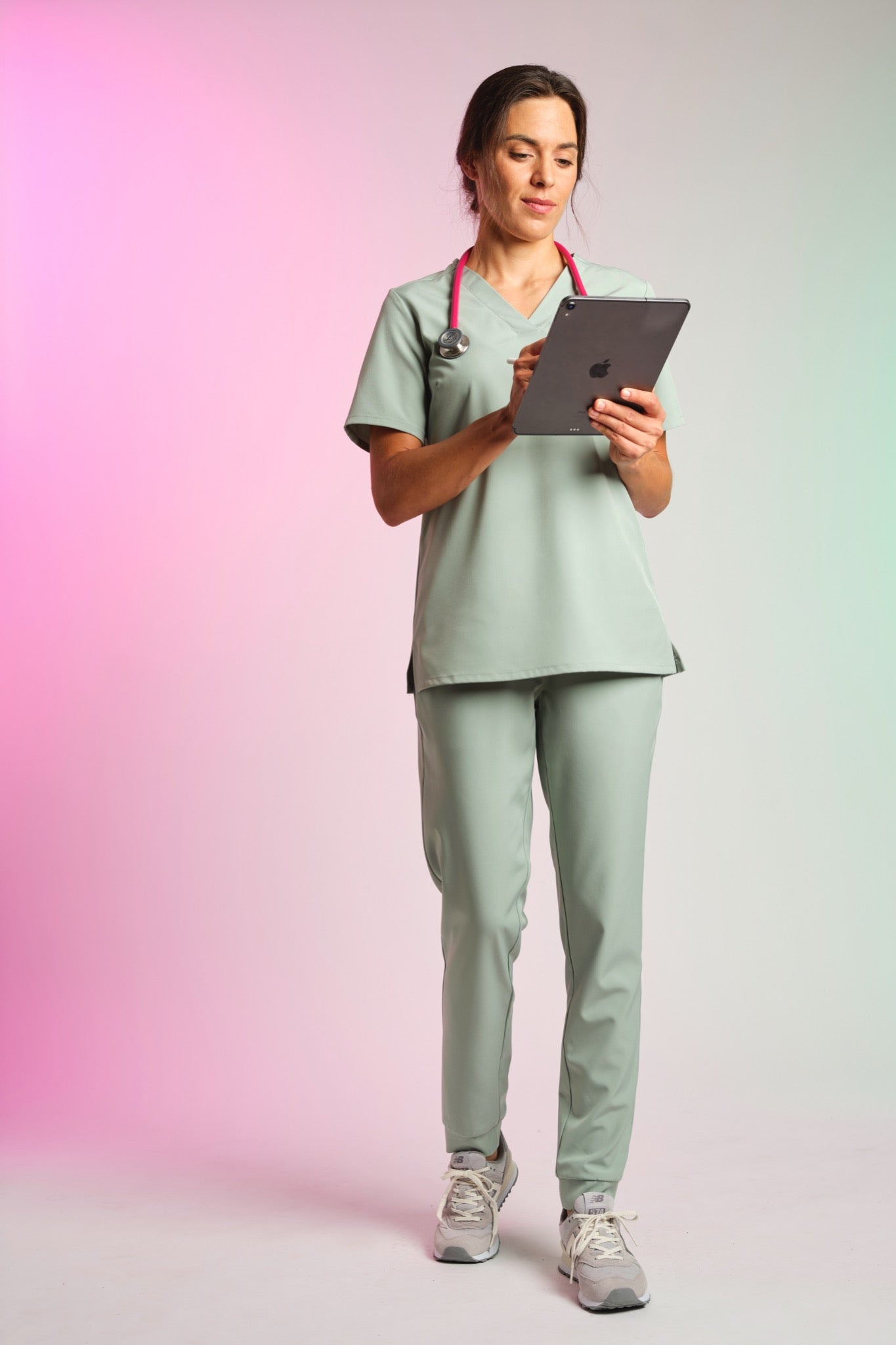 Medizinkleidung Active Hose "Tessa" – Grün für Pflege und Klinik Damen